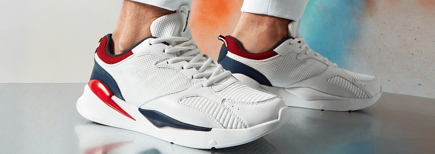 sportscene junior sneakers